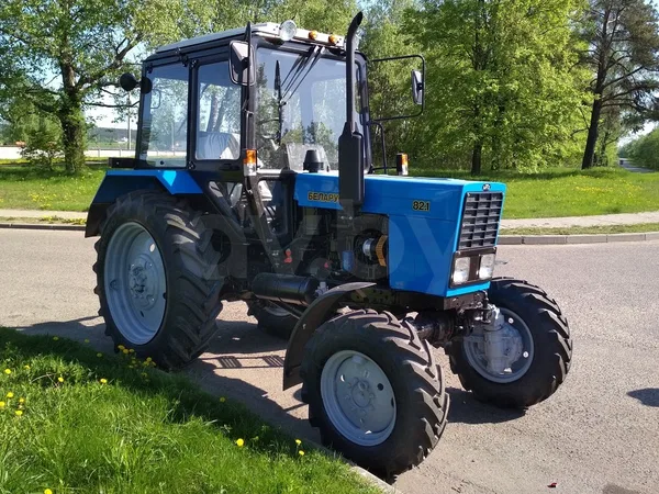 Трактор МТЗ Беларус 82.1