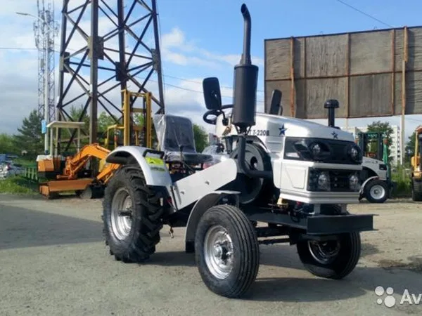 Мини-трактор Скаут Т-220B, 4х2, 18 л.с