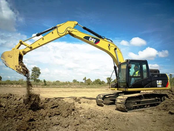 Гусеничный экскаватор CATERPILLER 318 D2L