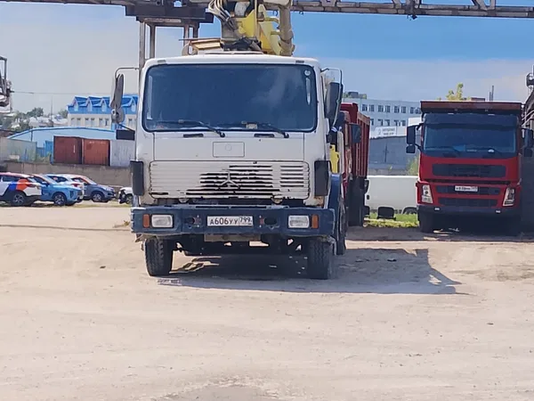 Автобетононасос 26 м
