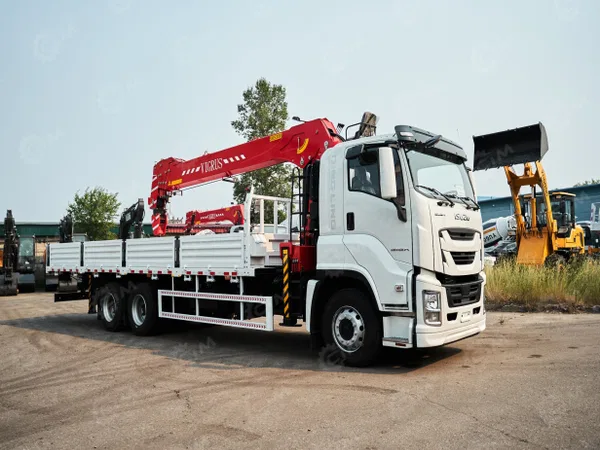 Бортовой грузовик ISUZU 6x4 дв 221кВт/300л.с. c КМУ VIGRUS SHS3005A г/п 12т 5 секций 18,3 м