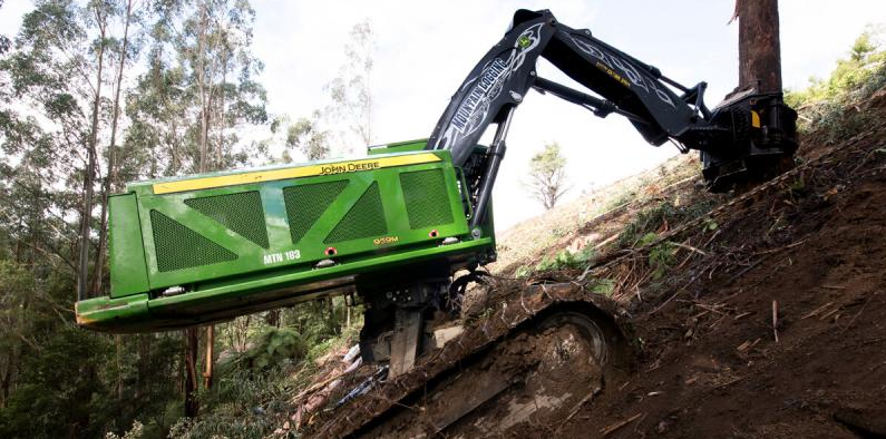 Валочно-пакетирующая машина John Deere 959M